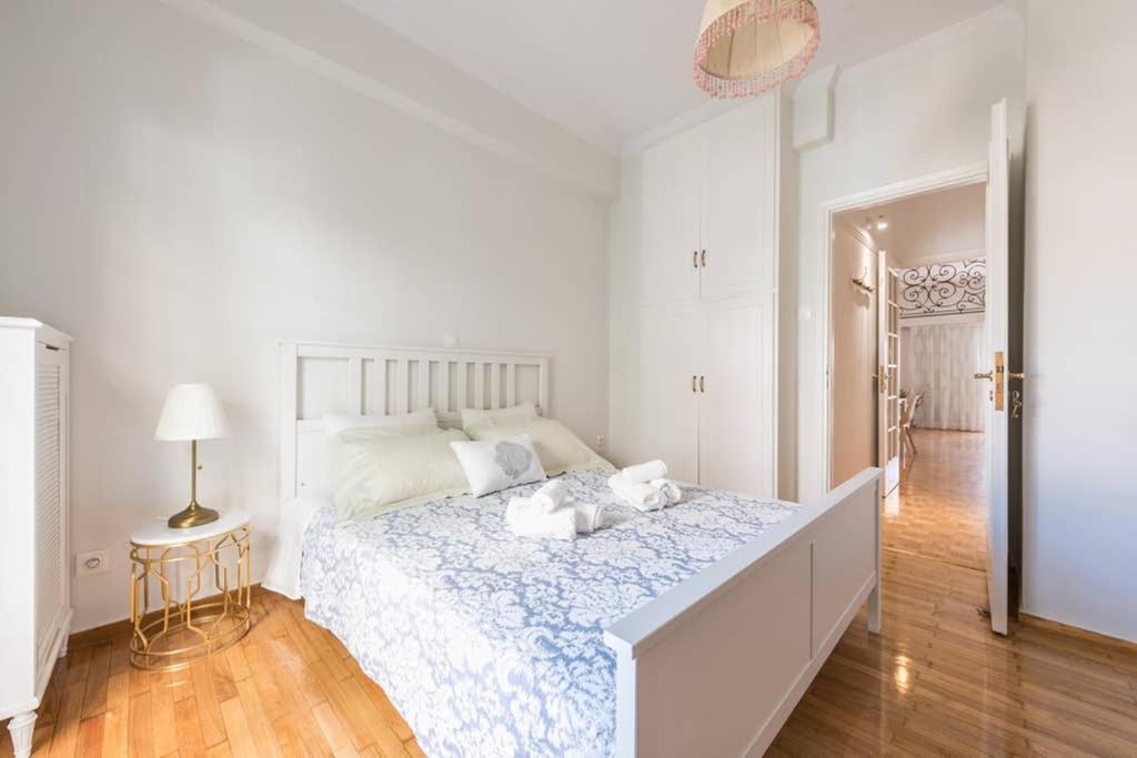 אתונה New! Bright & Remodeled 1Bed Apt 2Min Walk To Acropolis מראה חיצוני תמונה