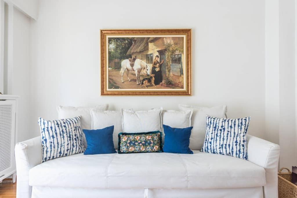 אתונה New! Bright & Remodeled 1Bed Apt 2Min Walk To Acropolis מראה חיצוני תמונה